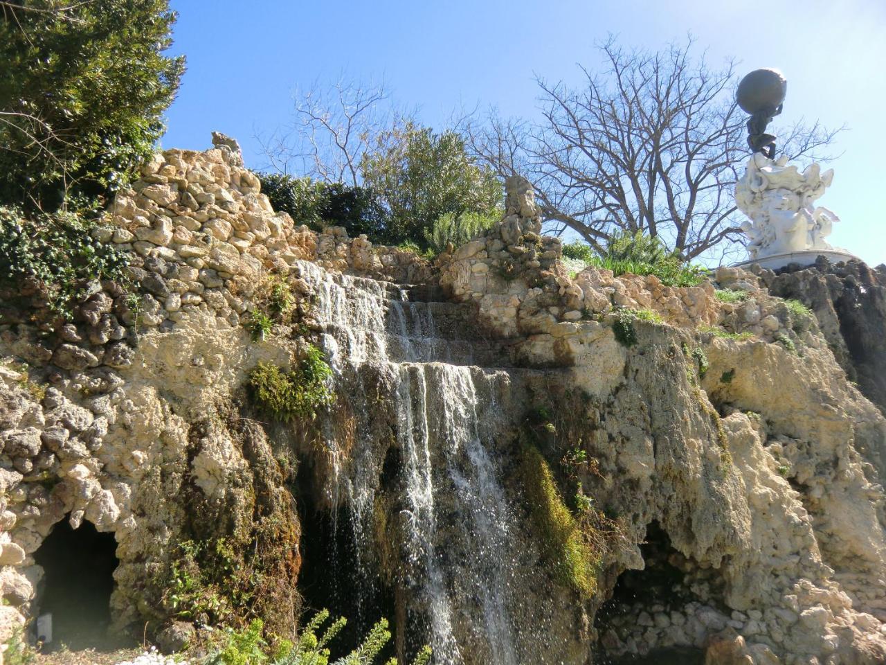 Hotel Las Cigalas Villeneuve-les-Beziers Exterior photo